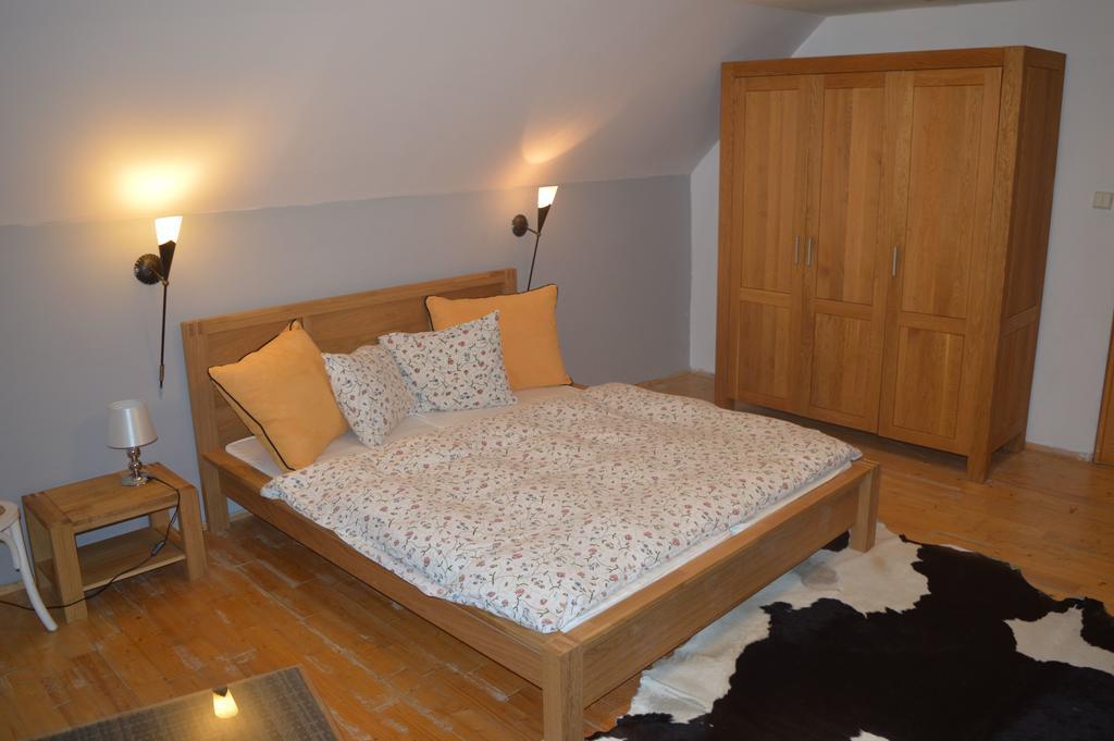 Vila Maria Hotel Barlangliget Kültér fotó
