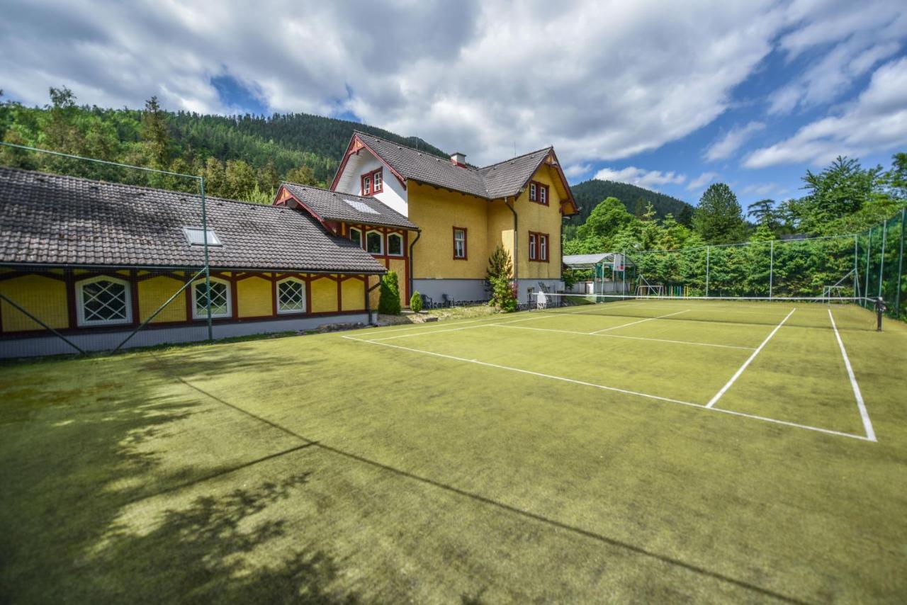 Vila Maria Hotel Barlangliget Kültér fotó